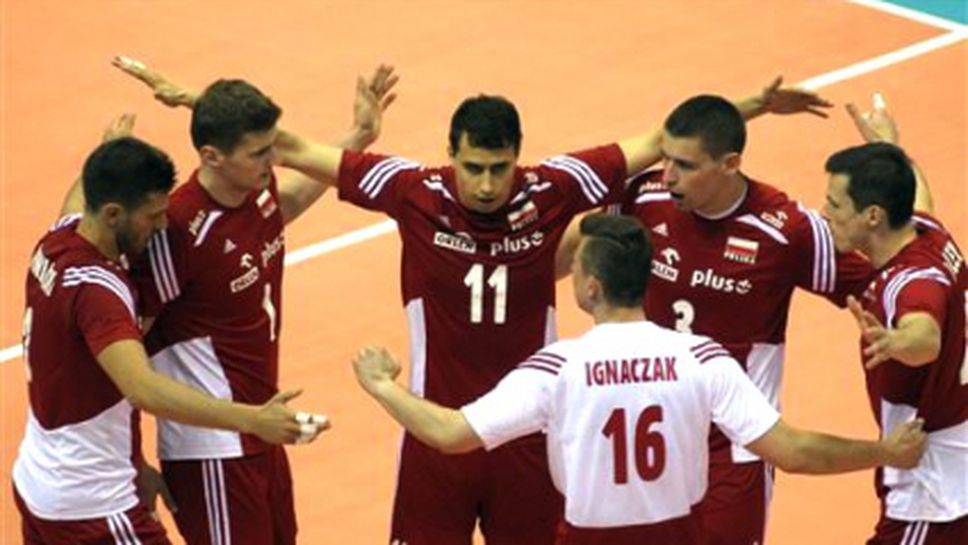 Полша отнесе Иран с 3:0 и чака помощ от Италия