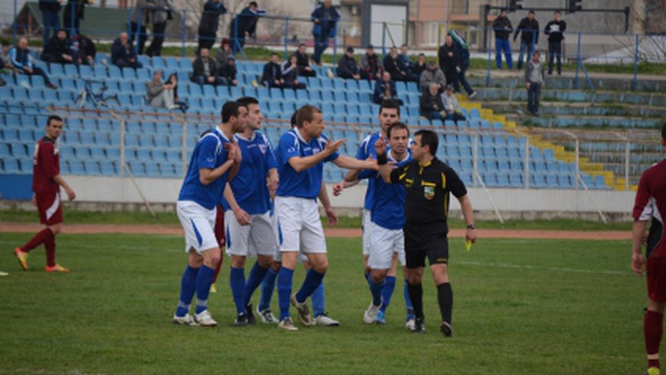 Спартак (Вн) и Бургас се срещат в контрола