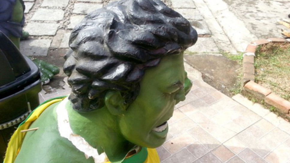 Демонтираха статуя на Хълк заради вандали