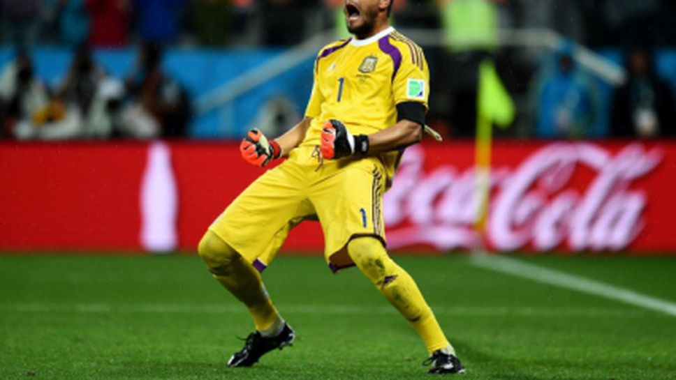 Логично: Серхио Ромеро е играч на мача