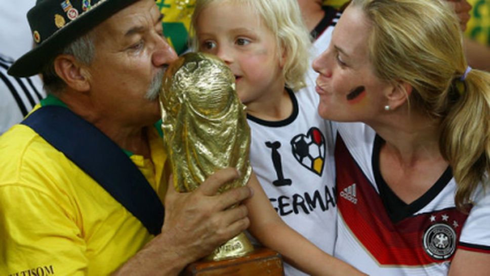 Най-известният фен показа голямо сърце