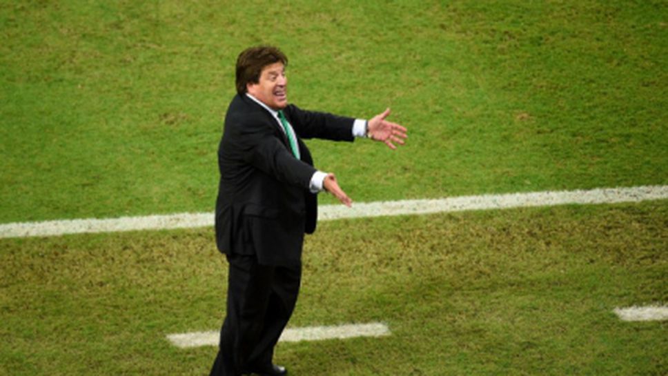 Селекционерът на Мексико иска да напише книга