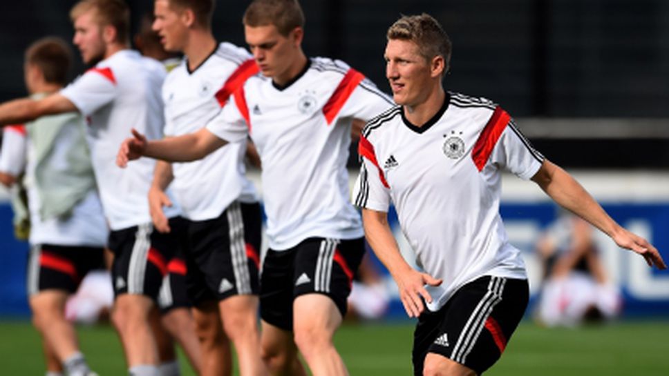 Бундестимът спи до 9,00 часа