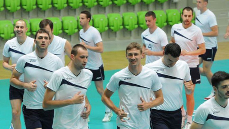 Волейболните национали с първа тренировка в "Арена Ботевград"