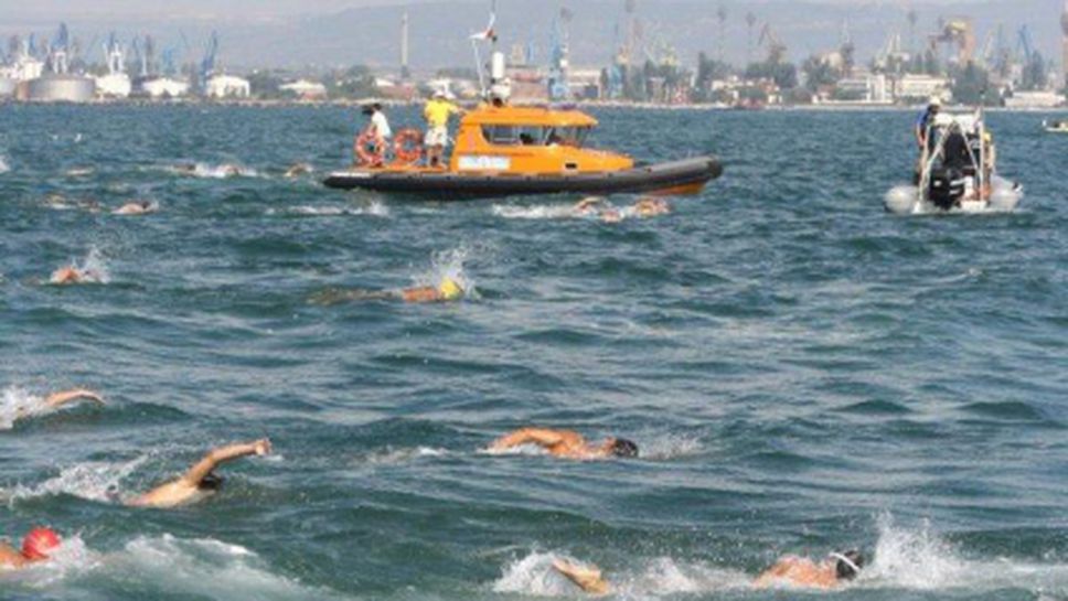 Близо 4000 лева е наградният фонд на плувния маратон Галата-Варна