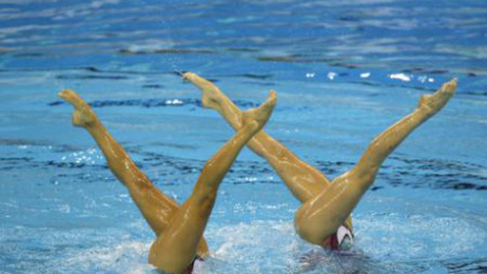 Българските националки по синхронното плуване и маратонците потеглят първи за участие в Евро 2014