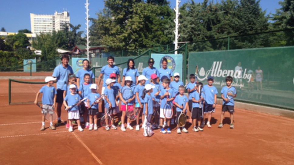 Първи международен тенис камп в Албена