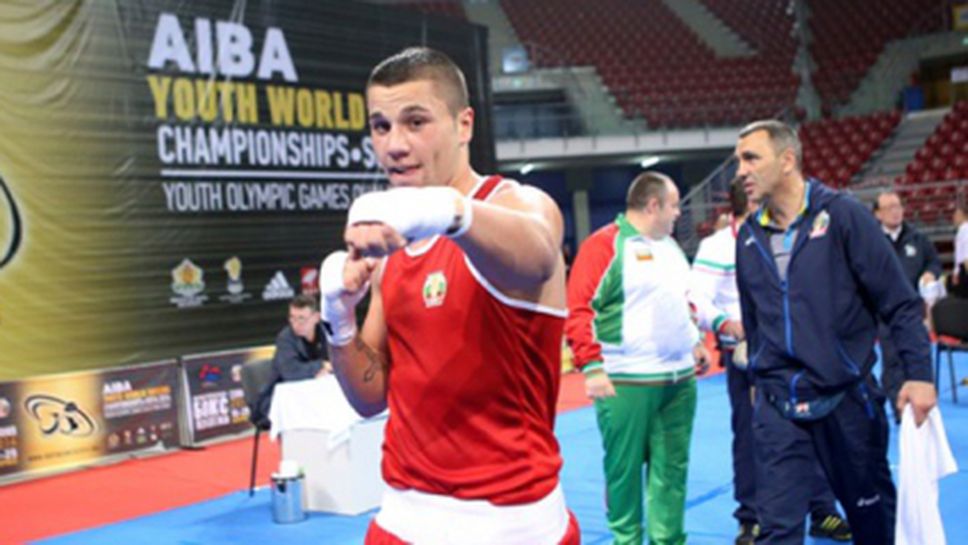 Костадинова изпрати поздравителен адрес до боксьорите, донесли още 2 медала от Нанцзин