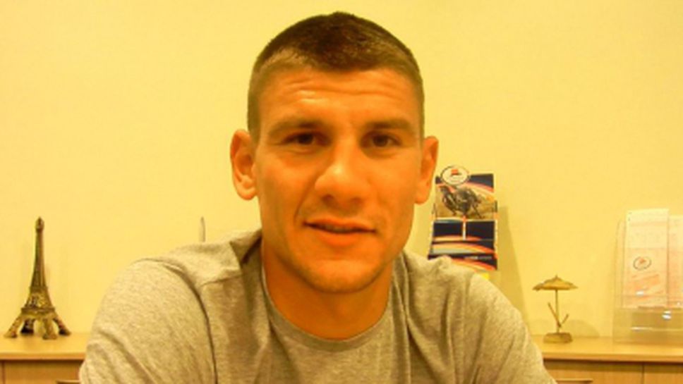 Георги Божилов и Кристиан Василев се класираха за полуфиналите на световното