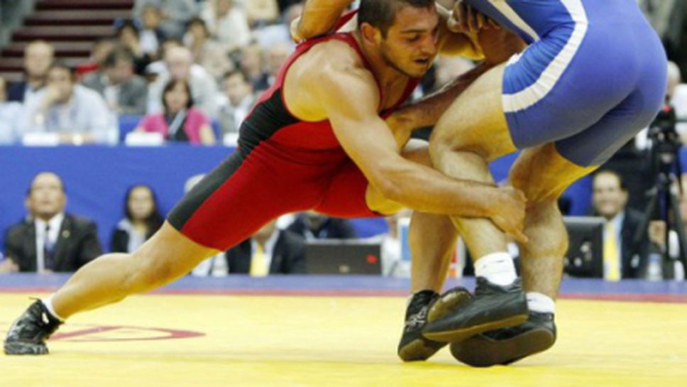 Ганев ще играе в репешажите за бронза на световното