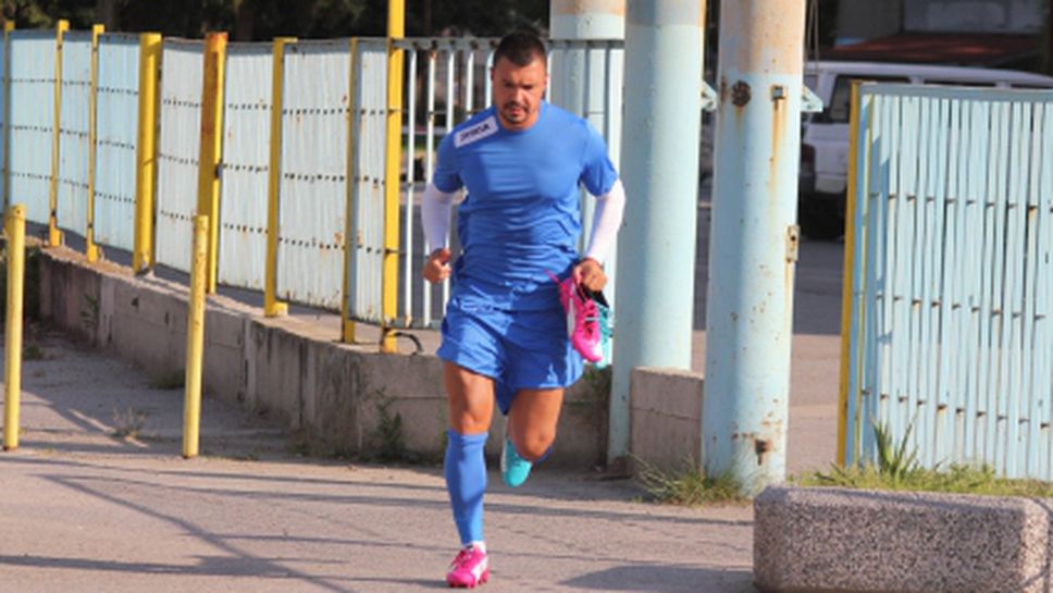 Д-р Мишо Илиев: Фитнесът убива футбола – Божинов е пример