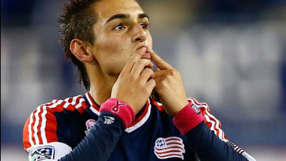 Едно интересно празнуване на гол (видео)