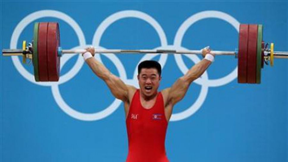 Четири световни рекорди във вдигането на тежести на Азиатските игри