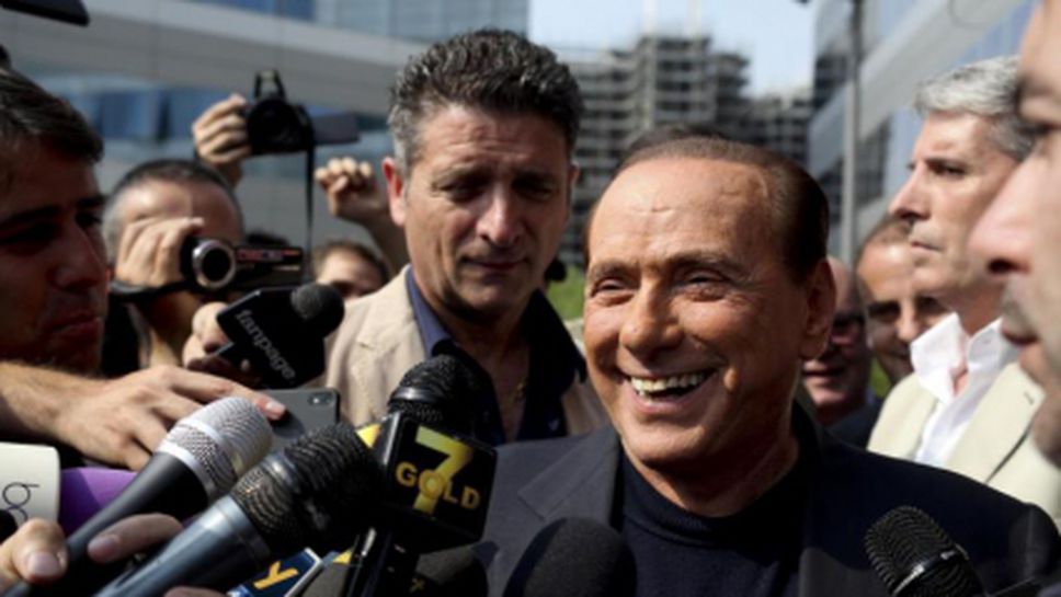 Берлускони пак при Милан, дръпна настрана защитниците