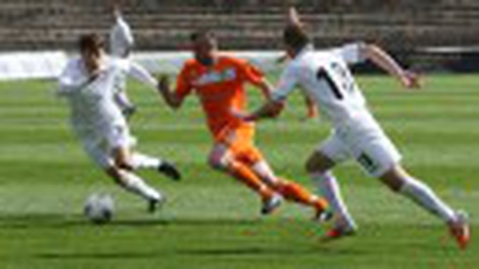 Славия прекърши Литекс на Стоичков след пет месеца