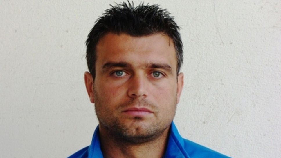 Треньорът на Черноморец подаде оставка
