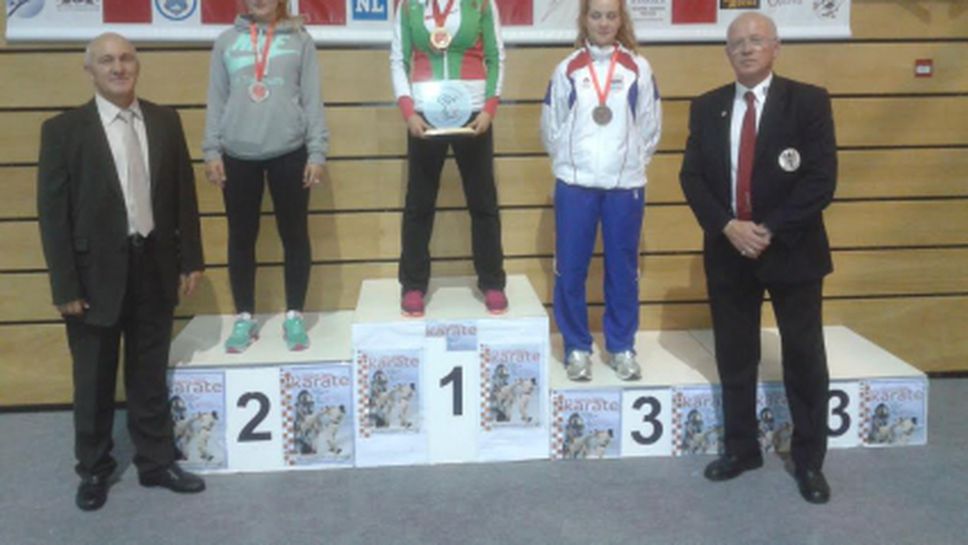 11 медала за българските каратисти в Риека