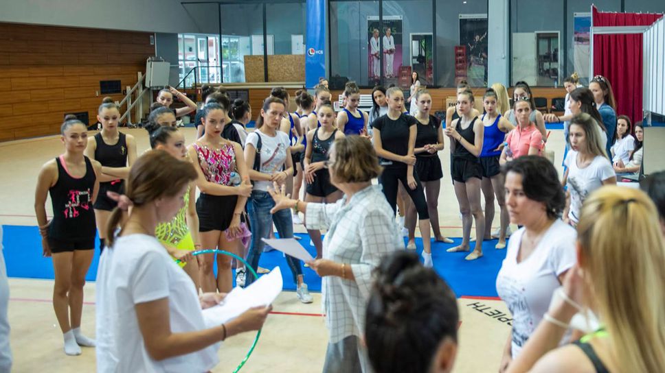 60 гимнастички се явиха на селекцията за новия ансамбъл