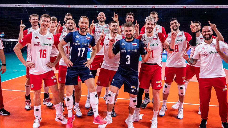 Световните шампиони от Полша разгромиха Канада в ”Арена Армеец”