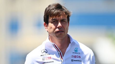  Волф: Трябва да сме деликатни с упованията 