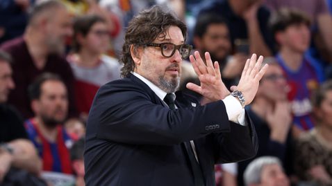  Жалгирис се разделя с Тринкиери 