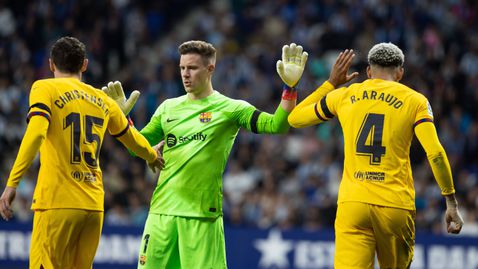 Барселона ще трябва да се раздели с куп футболисти, ако иска да регистрира Нико Уилямс и Жоан Гарсия