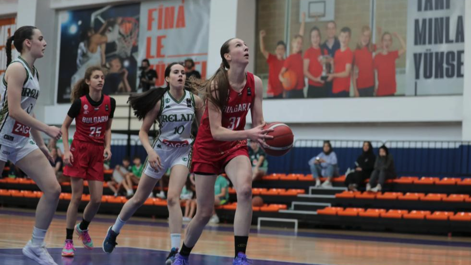 България U18 години загуби за втори път от Румъния