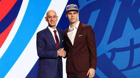 Сръбски тийнейджър влезе в историята на НБА... без нито една изиграна минута