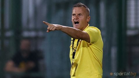  Азрудин Валентич е подготвен да подаде оставка като треньор на Ботев (Пловдив) 