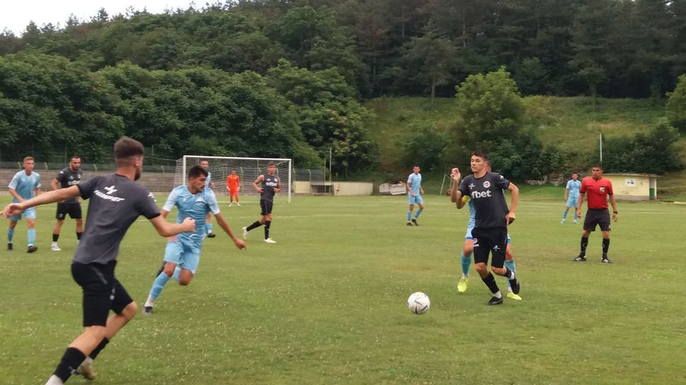 Академик Свищов надви като гост Бенковски Исперих с 1 0