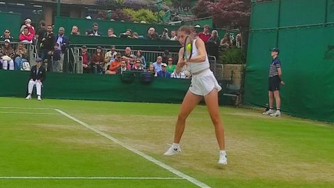 Елизара Янева продължава в третия кръг при девойките на "Уимбълдън"
