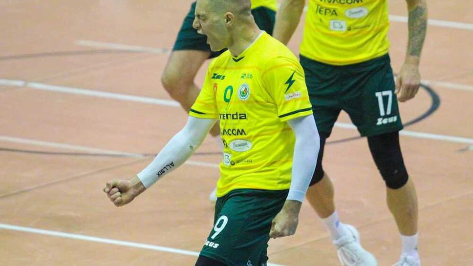 Иво Деянов продължава в Добруджа 07 и през новия сезон