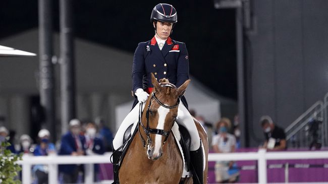 Трикратната олимпийска шампионка по конен спорт Шарлот Дюжарден ще пропусне Игрите в Париж