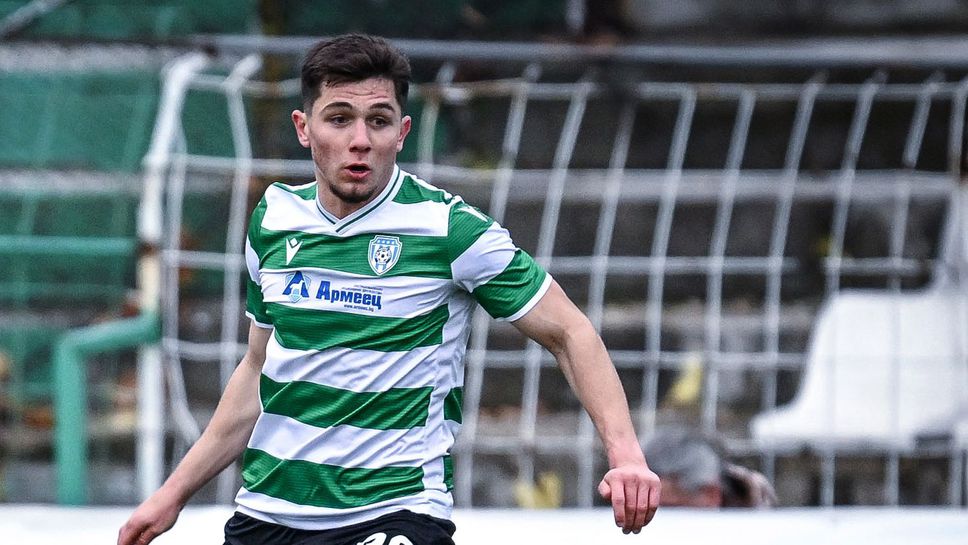 Берк Бейхан отпадна от групата на Черно море за мача с Истанбул Башакшекир