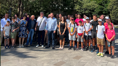 В София откриха изложбата "3 секунди вечна преднина" в чест на гребеца Васил Радев