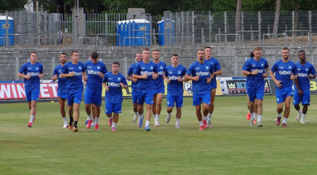 Арда картотекира Ковачев за ХИК, над 4000 души на мача