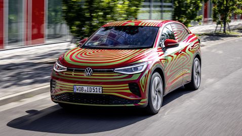 Съчетание от елегантна динамика и енергийна ефективност – Volkswagen ID.5 GTX на изложението в Мюнхен