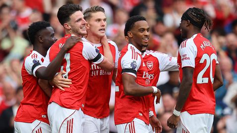 Арсенал не остави шансове на Лийдс в първия мач на Груев като титуляр в английския елит