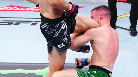 UFC Шанхай: Тайлаке Нуеражи нокаутира Кийфър Кросби с непозволен удар