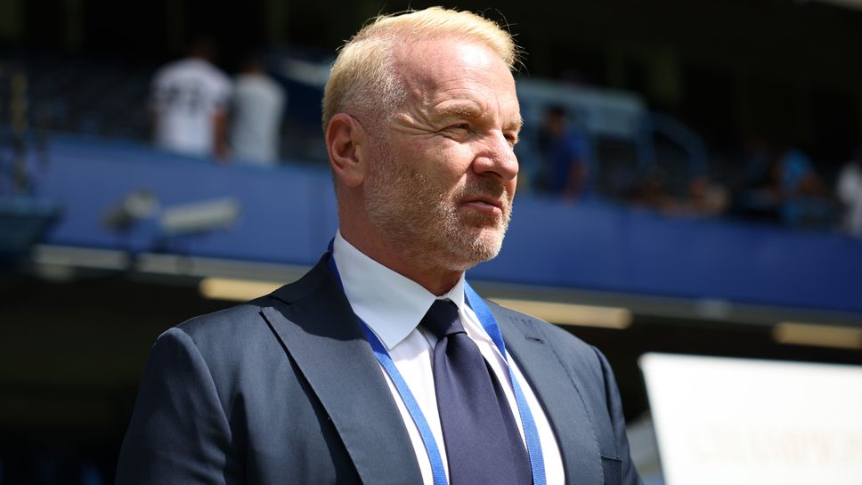 Директор на Милан призна, че клубът се колебае за Бонифейс