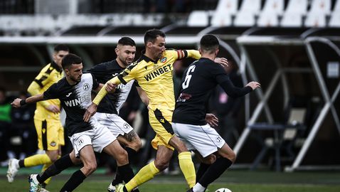 ФИФА удари Ботев и Локомотив (Пловдив)