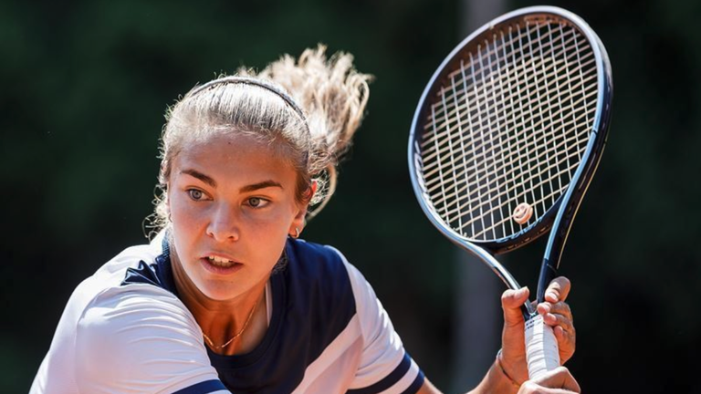 Йоана Константинова отпадна на старта на тенис турнира на твърди