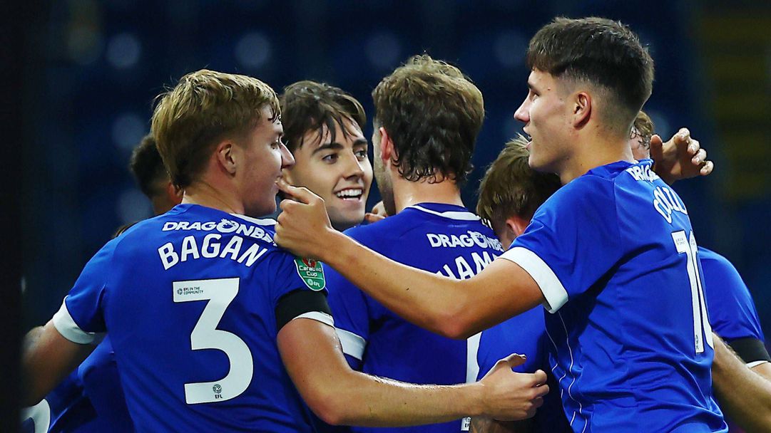 Кардиф изхвърли Бърнли, Брайтън и Фулъм нямаха проблеми