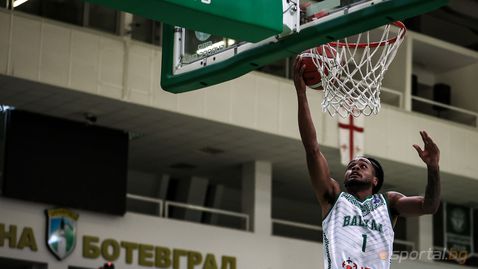  Къртис Джоунс: Щастлив съм, че постигнахме хубава победа преди плейофите 