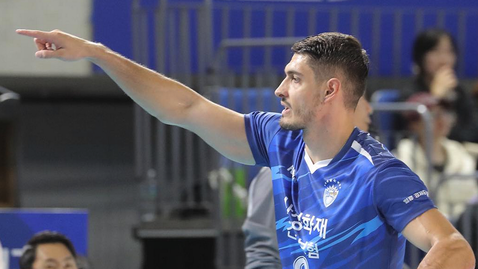 Бранимир Грозданов вече е волейболист на шампиона на Румъния
