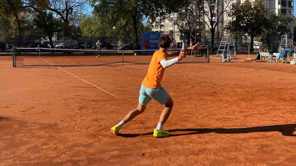 Нови шест победи постигнаха българчета на J30 на ITF в Пазарджик