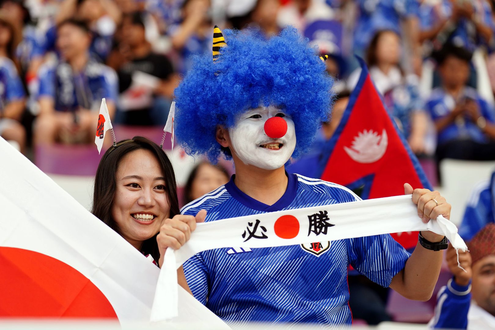  Феновете на Германия и Япония 