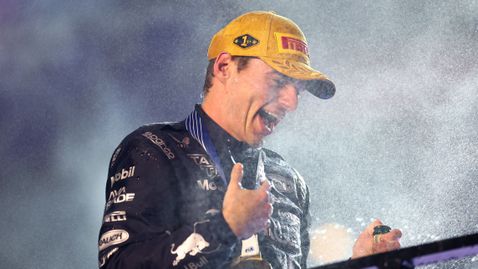 Верстапен за титлата: Разликата все още е голяма