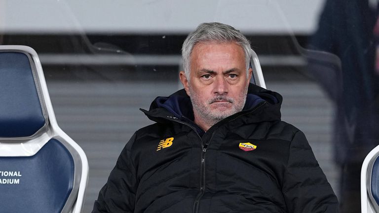 Старши треньорът на Рома Жозе Моуриньо ще откаже предложението да