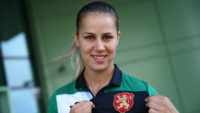 Най добрата футболистка в България за 2021 година Симона Петкова може